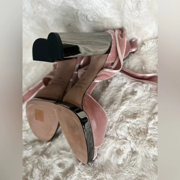 Valentino Garavani Velvet Strappy Sandal Heels in Poudre Ballet Pink so 38 US 8 - Picture 11 of 16